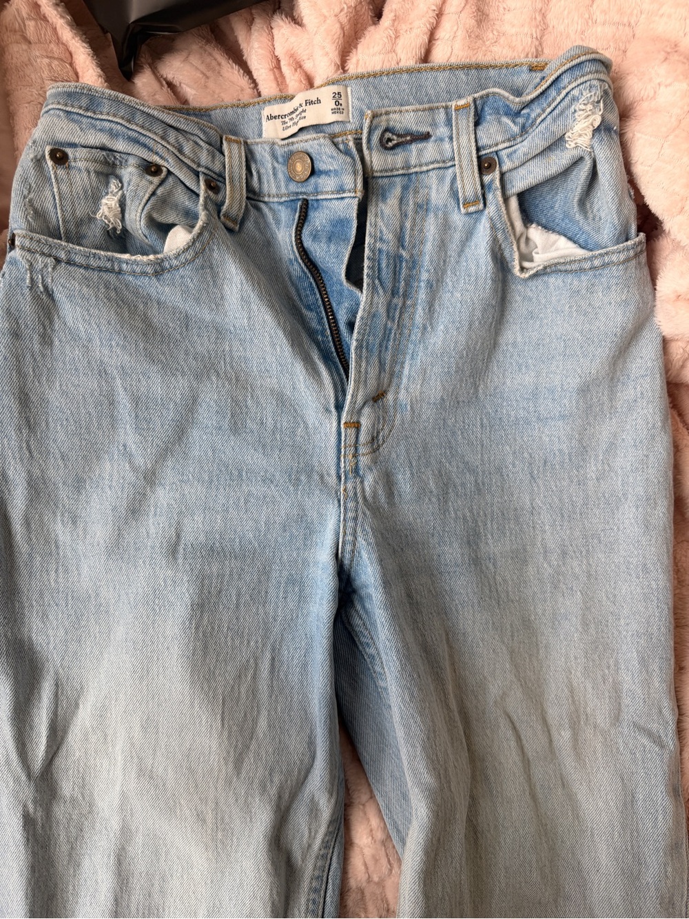 Abercrombie the 90’s straight ultra high rise
